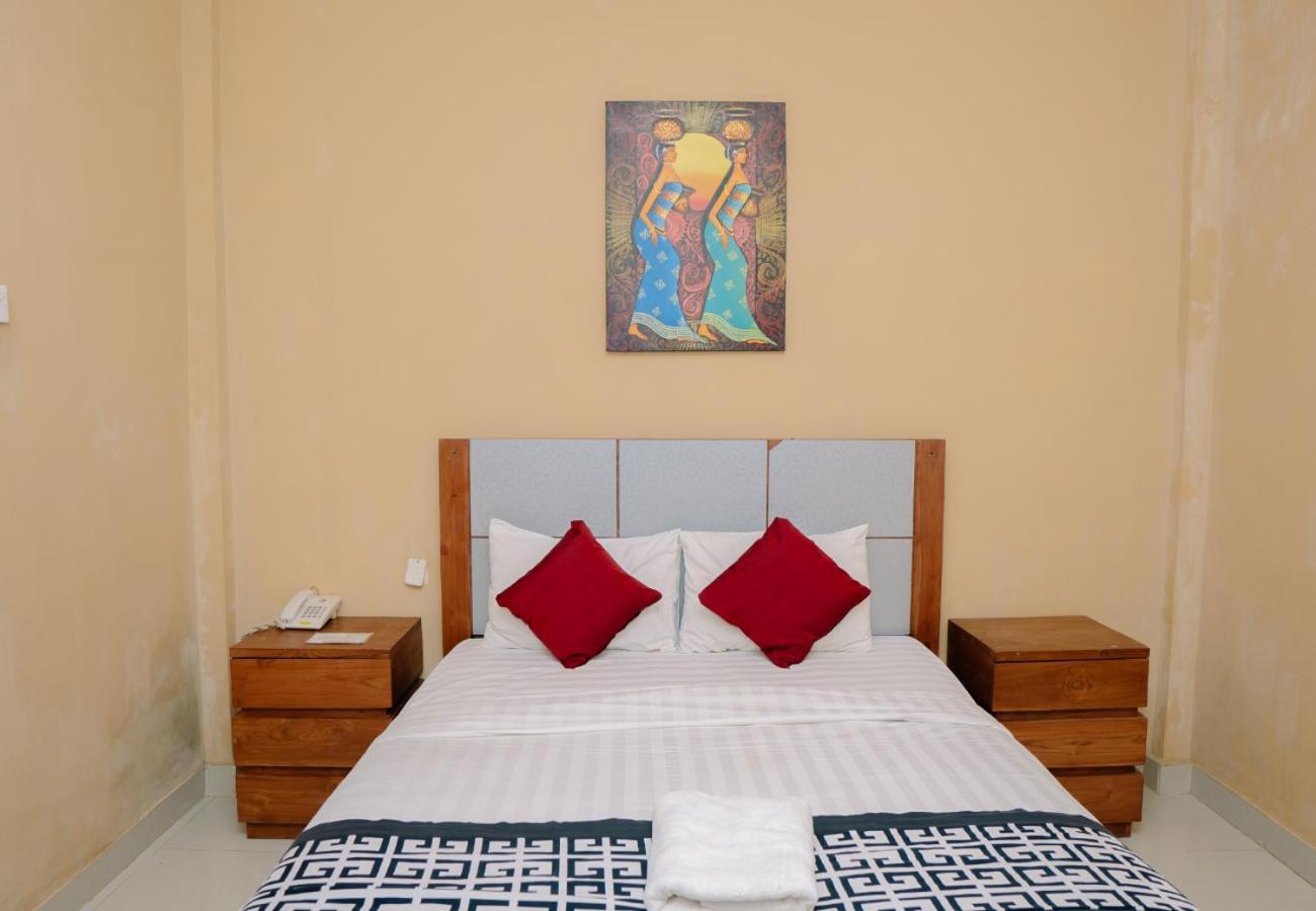 Dante Guesthouse Ґіаньяр Екстер'єр фото